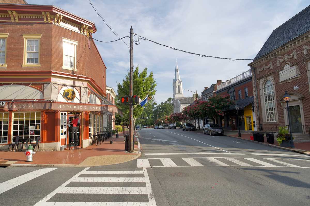 William Street in Fredericksburg, VA